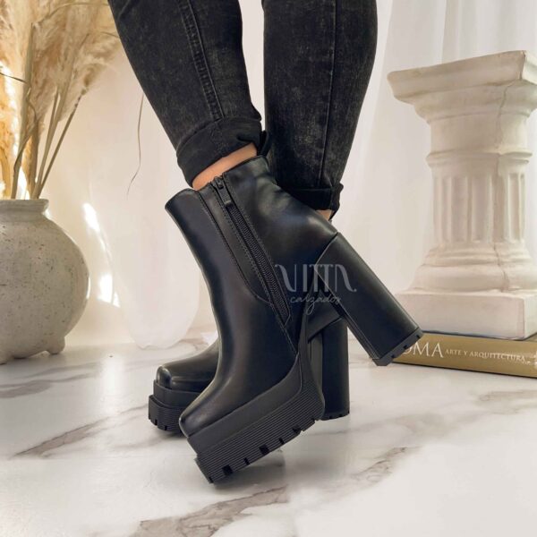Botines negros taco y plataforma 530 - Imagen 5