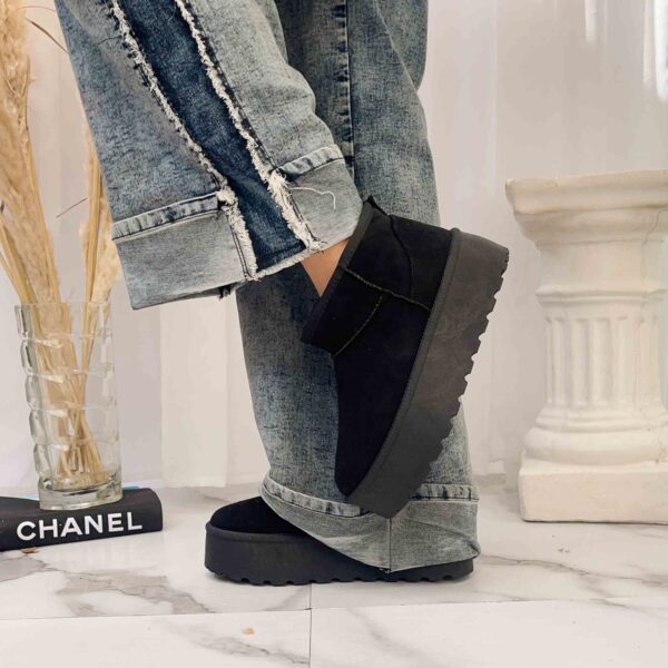 Pantubotas negras T01 - Imagen 5