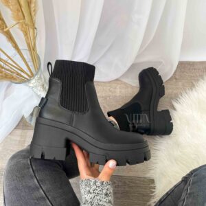 Botines negros de mujer con elástico lateral 53