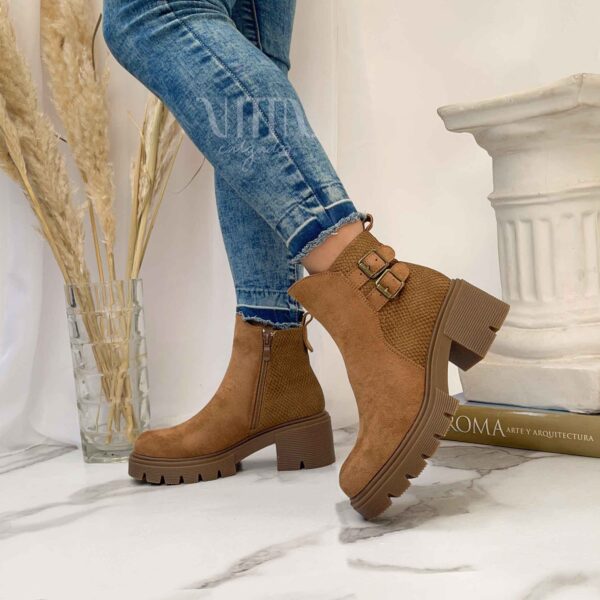 Botines camel taco medio 2531