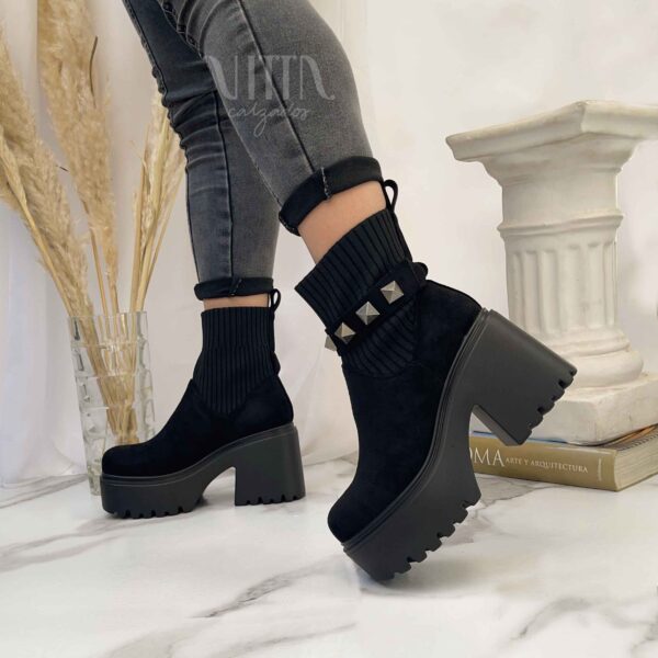 Botines con plataforma correa desmontable 31