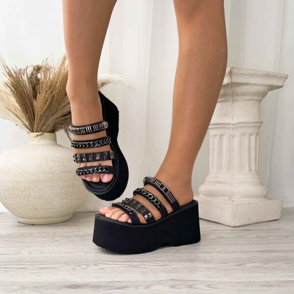 Sandalias plataforma liviana negra 11