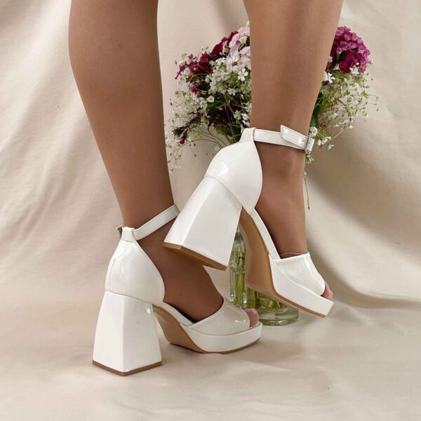 Sandalias blancas taco medio 61 - Imagen 4