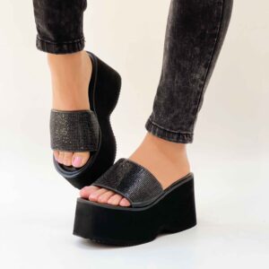 Sandalias plataforma liviana negra 41