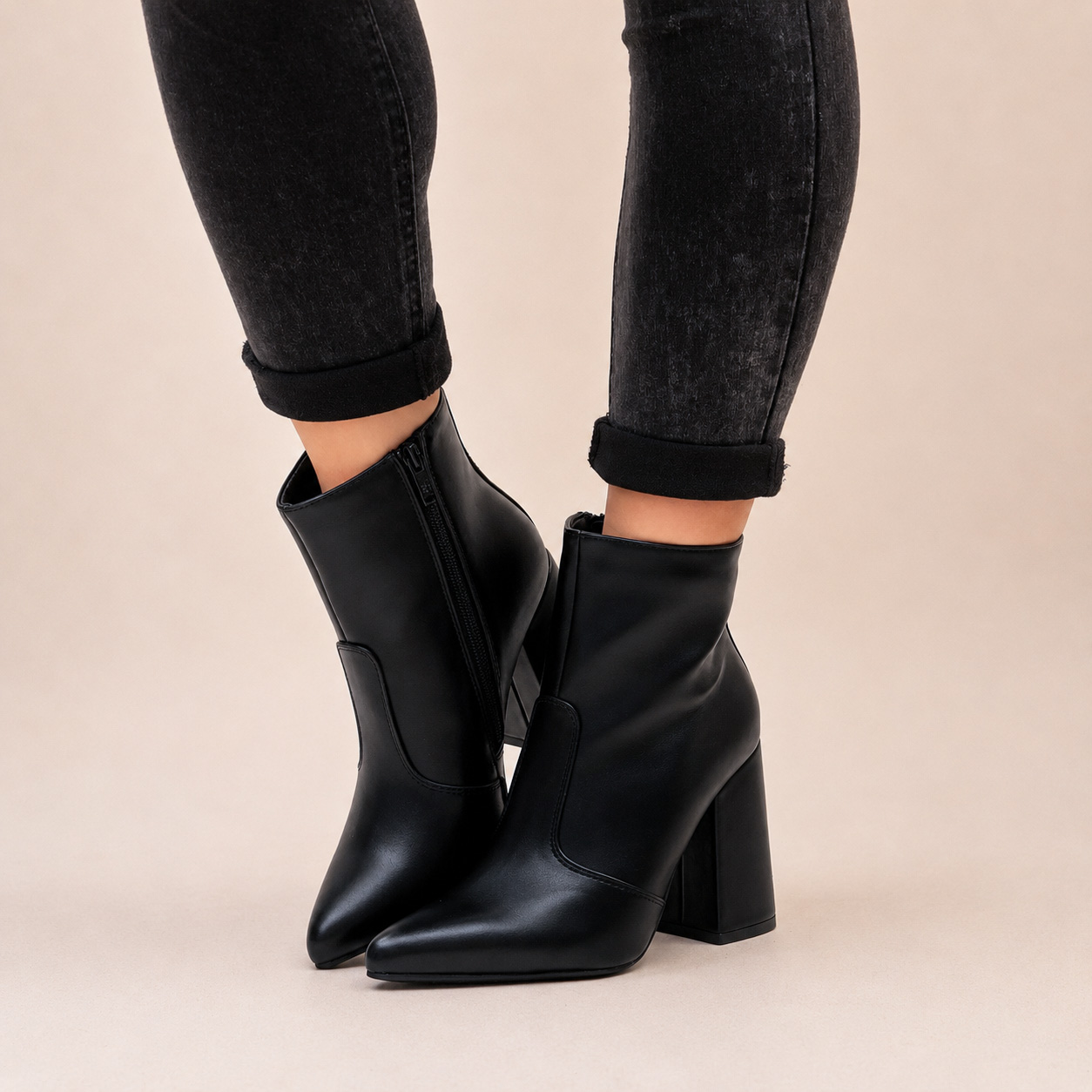 Botines negros taco alto 112 - Imagen 4