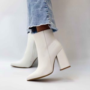 Botines blancos taco alto 113