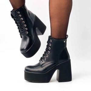Botines negros taco alto y plataforma z23