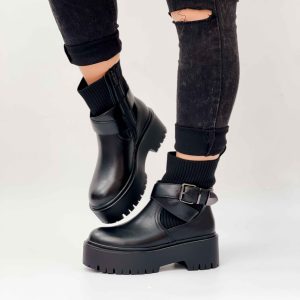 Botines negros plataforma gruesa g16