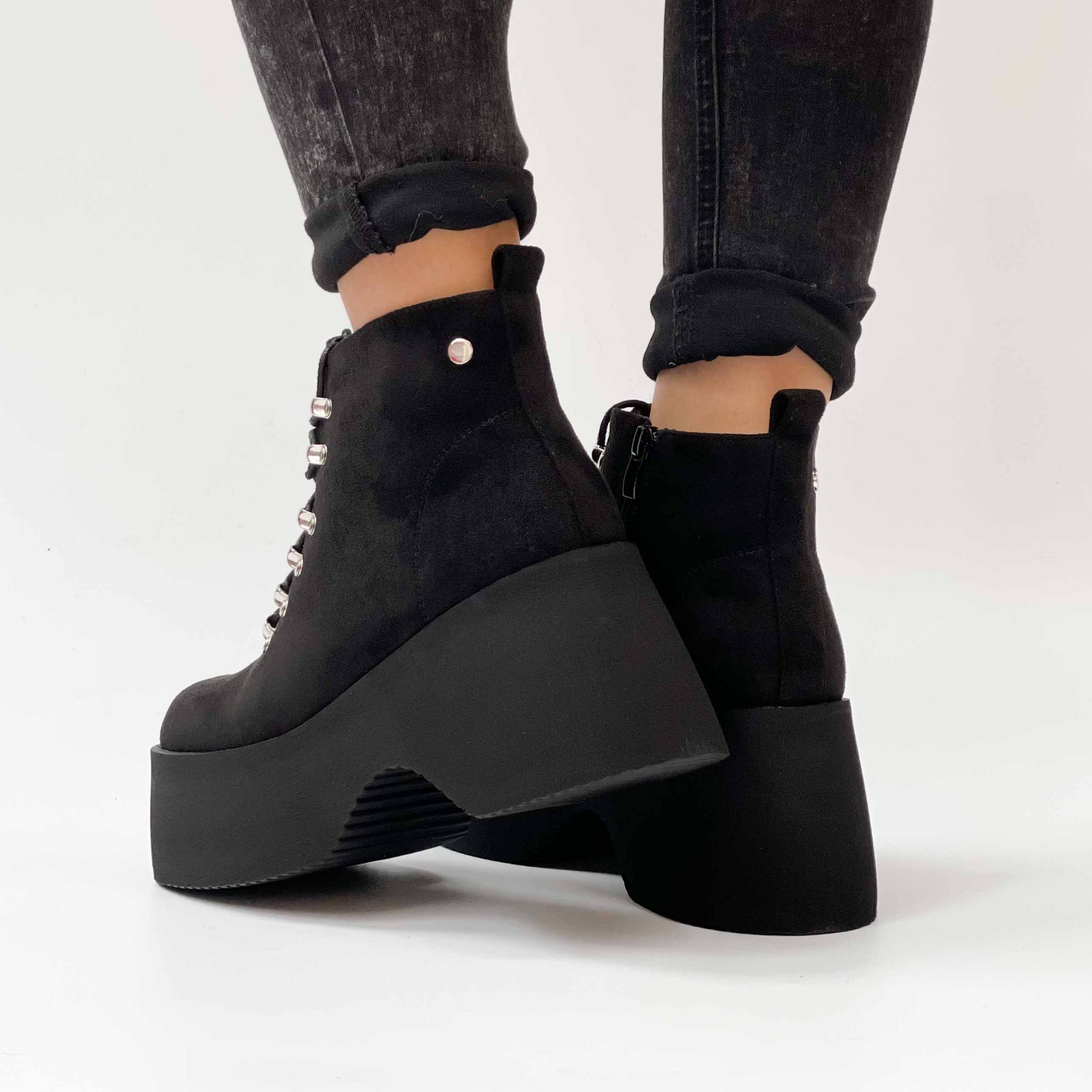 Botines negros plataforma alta y liviana z70 - Imagen 7