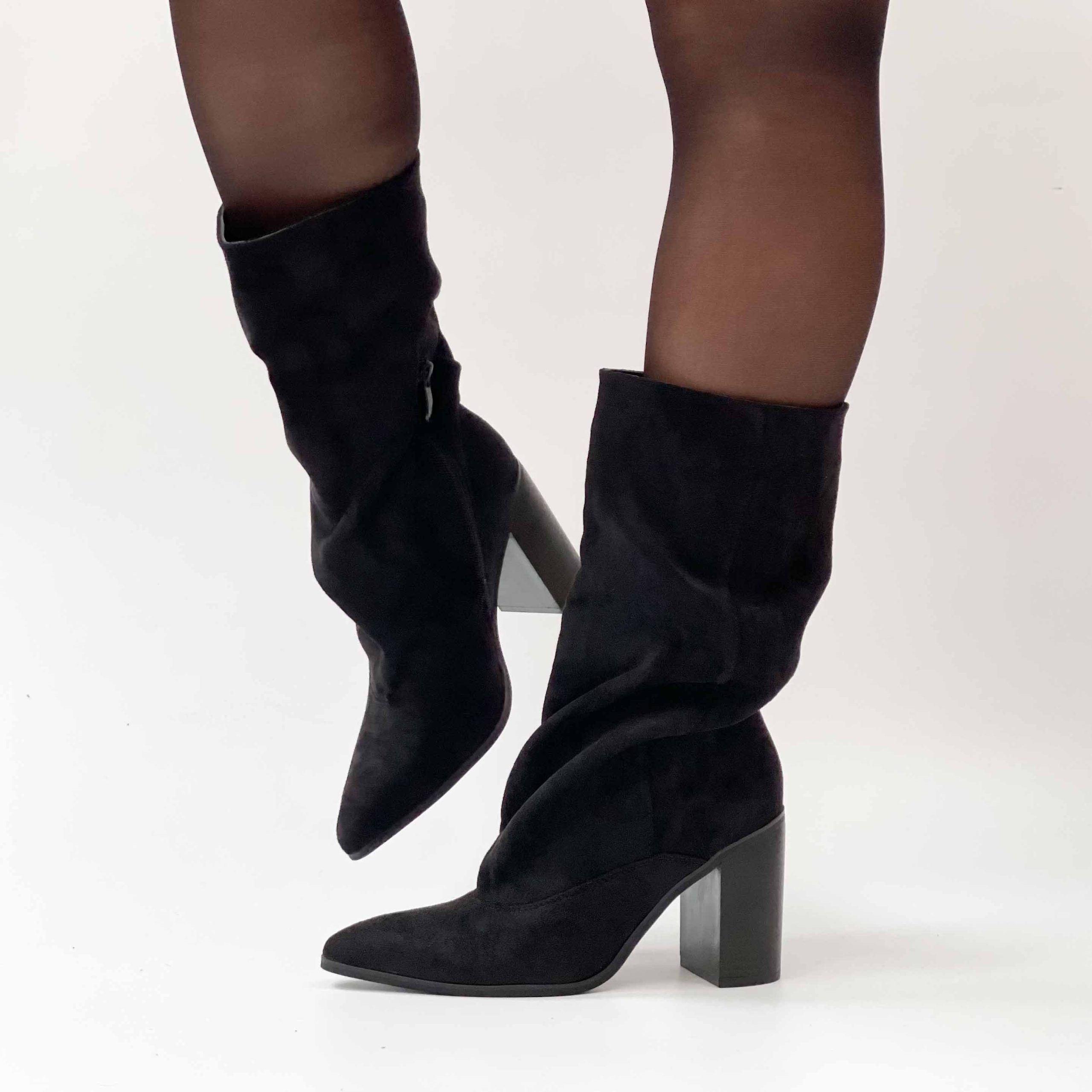 Botines negros taco alto grueso 273