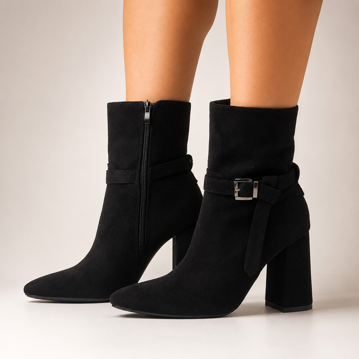 Botines negros taco grueso 330-G