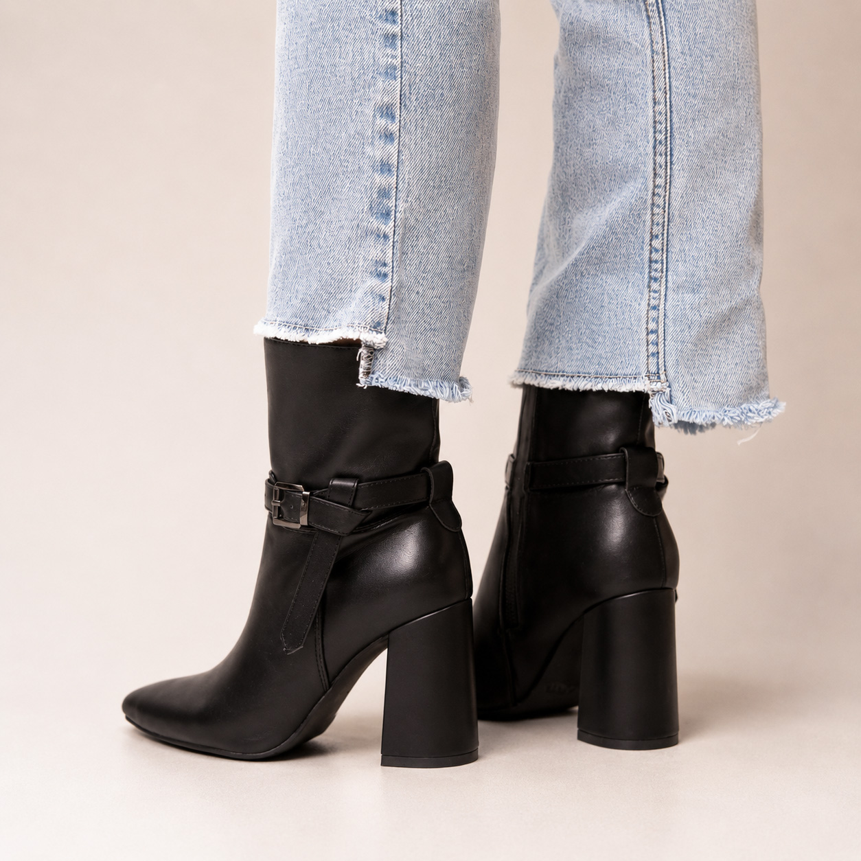 Botines negros taco grueso 330-C - Imagen 4
