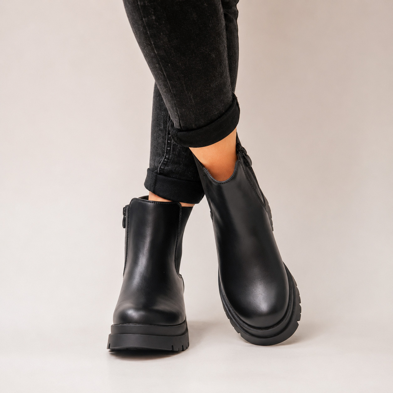 Botines negros con plataforma 312C - Imagen 4
