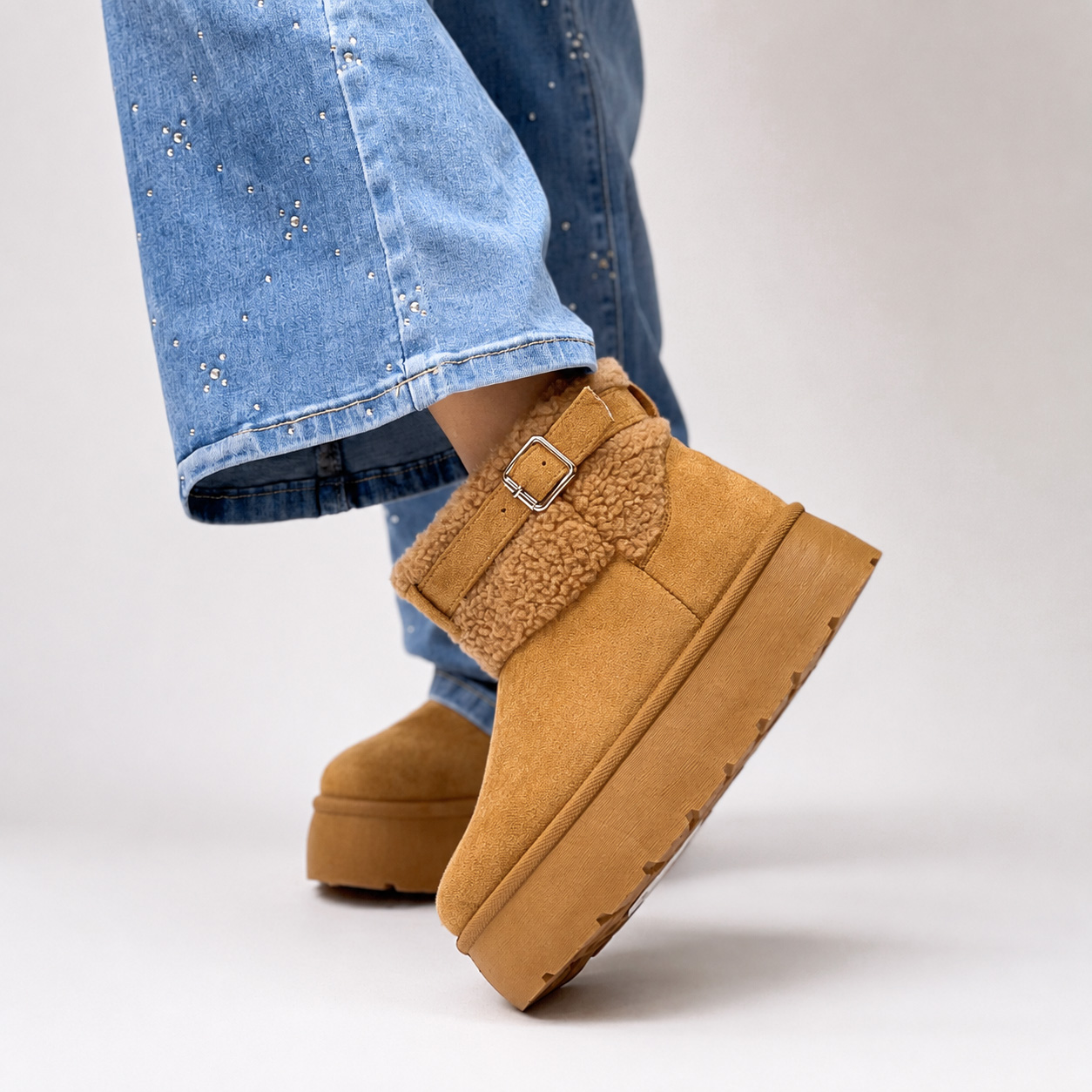 Pantubotas camel 2505