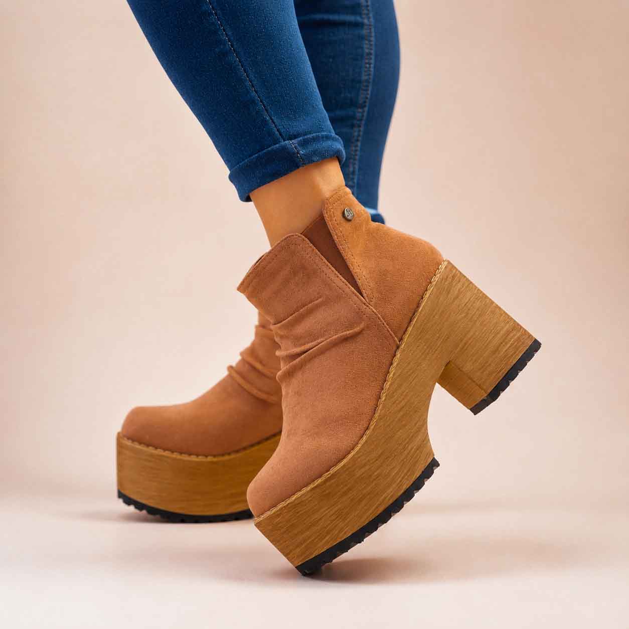 Botines camel con plataforma para mujer h40