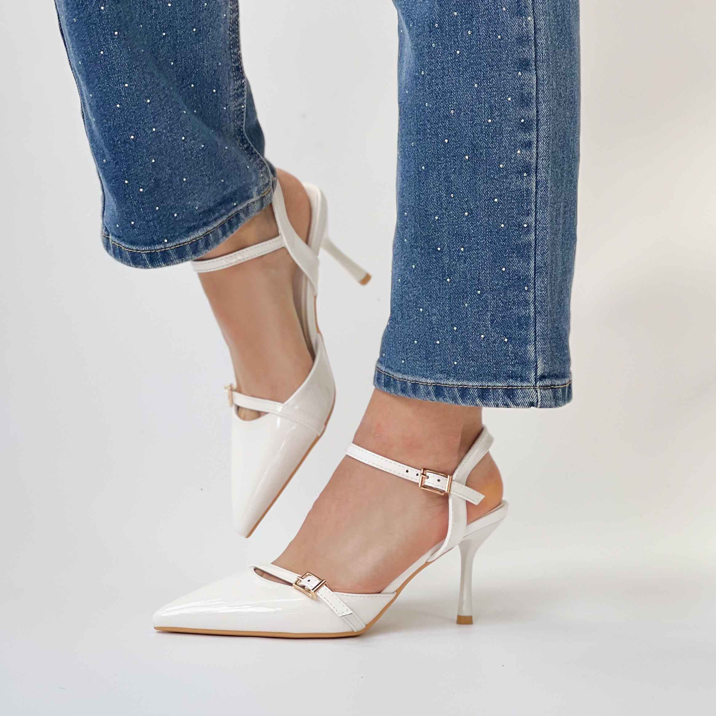 Zapato de tacón blancos charol para mujer L03
