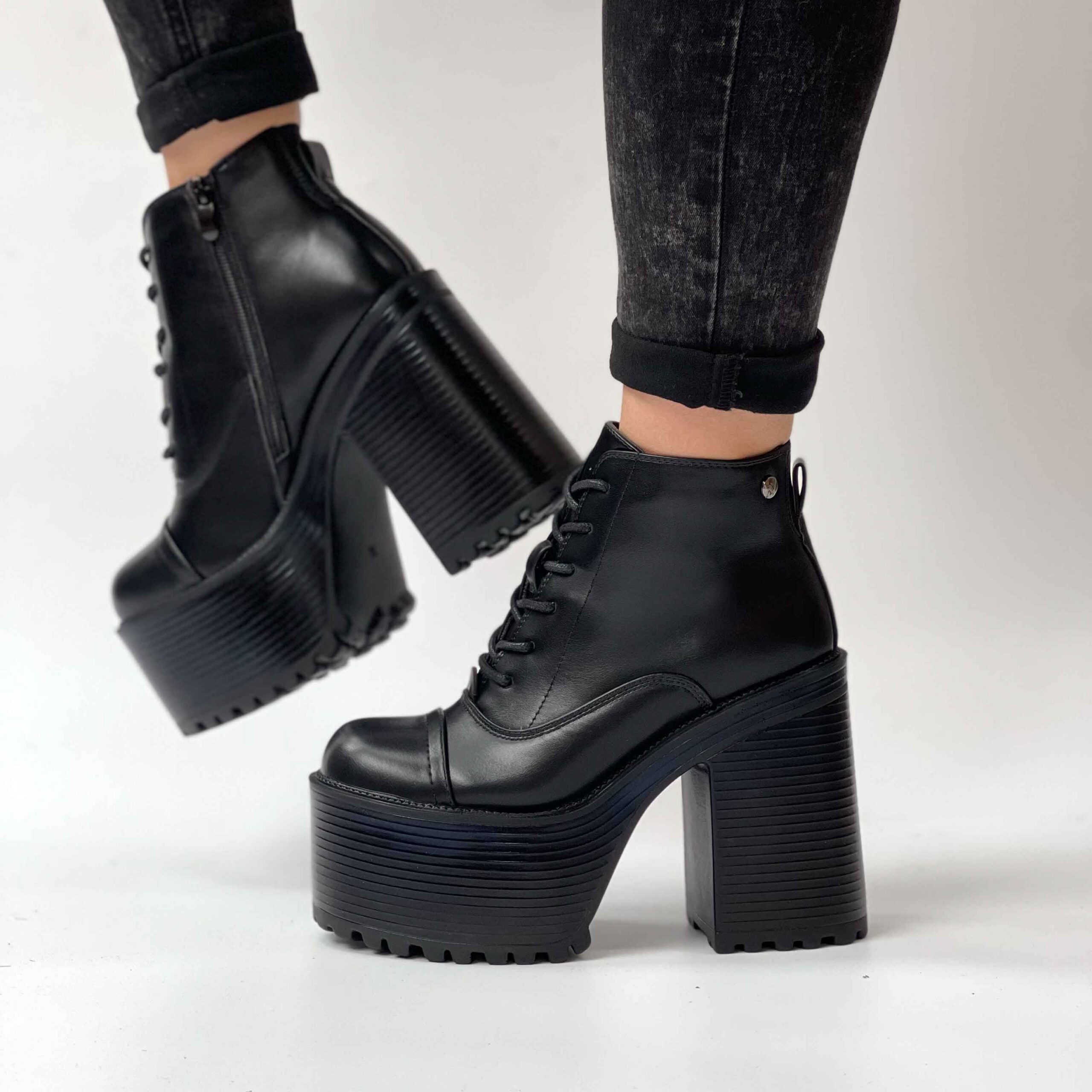 Botines negros de mujer con plataforma 012 - Imagen 3