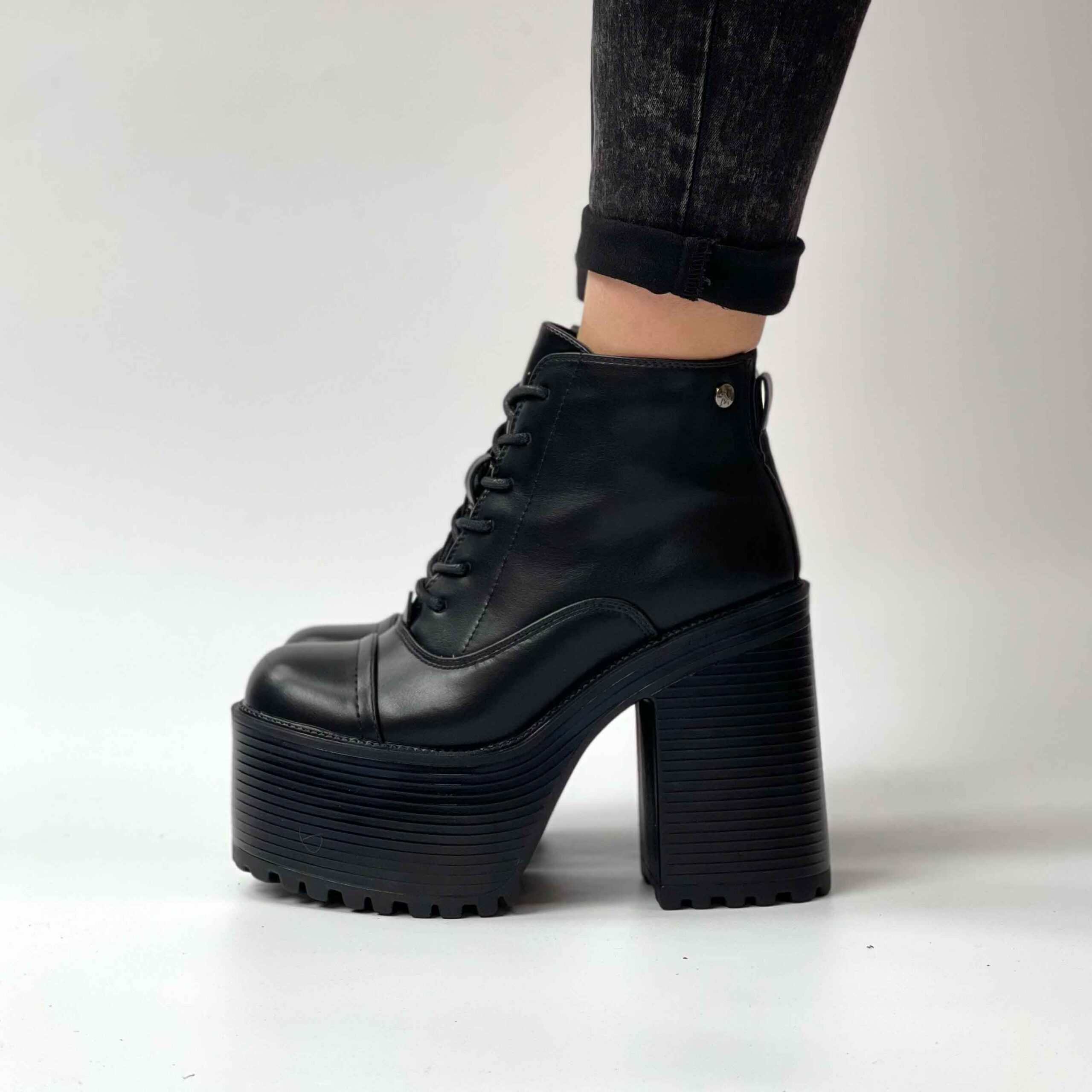 Botines negros de mujer con plataforma 012 - Imagen 9