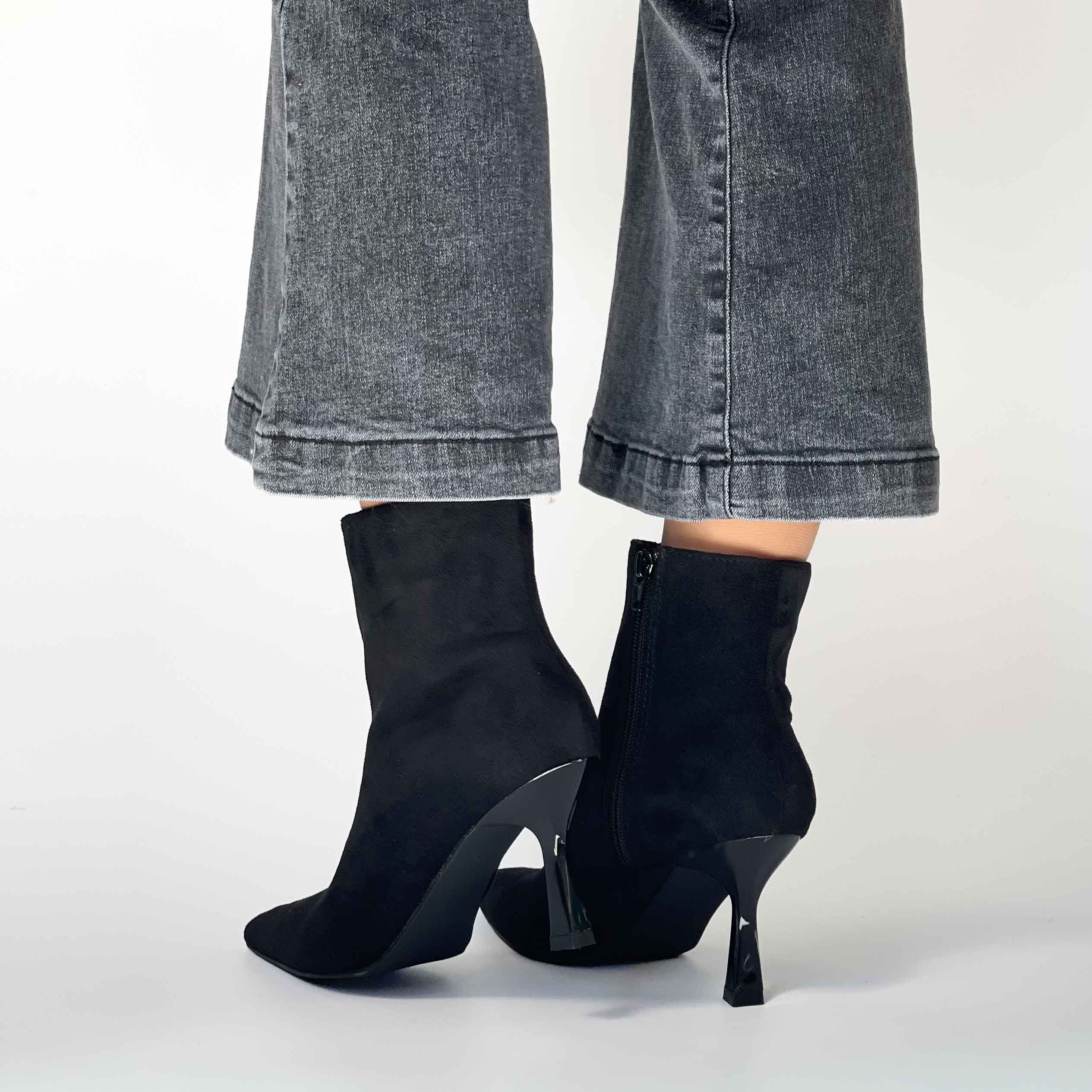 Botines negros de mujer con taco t50