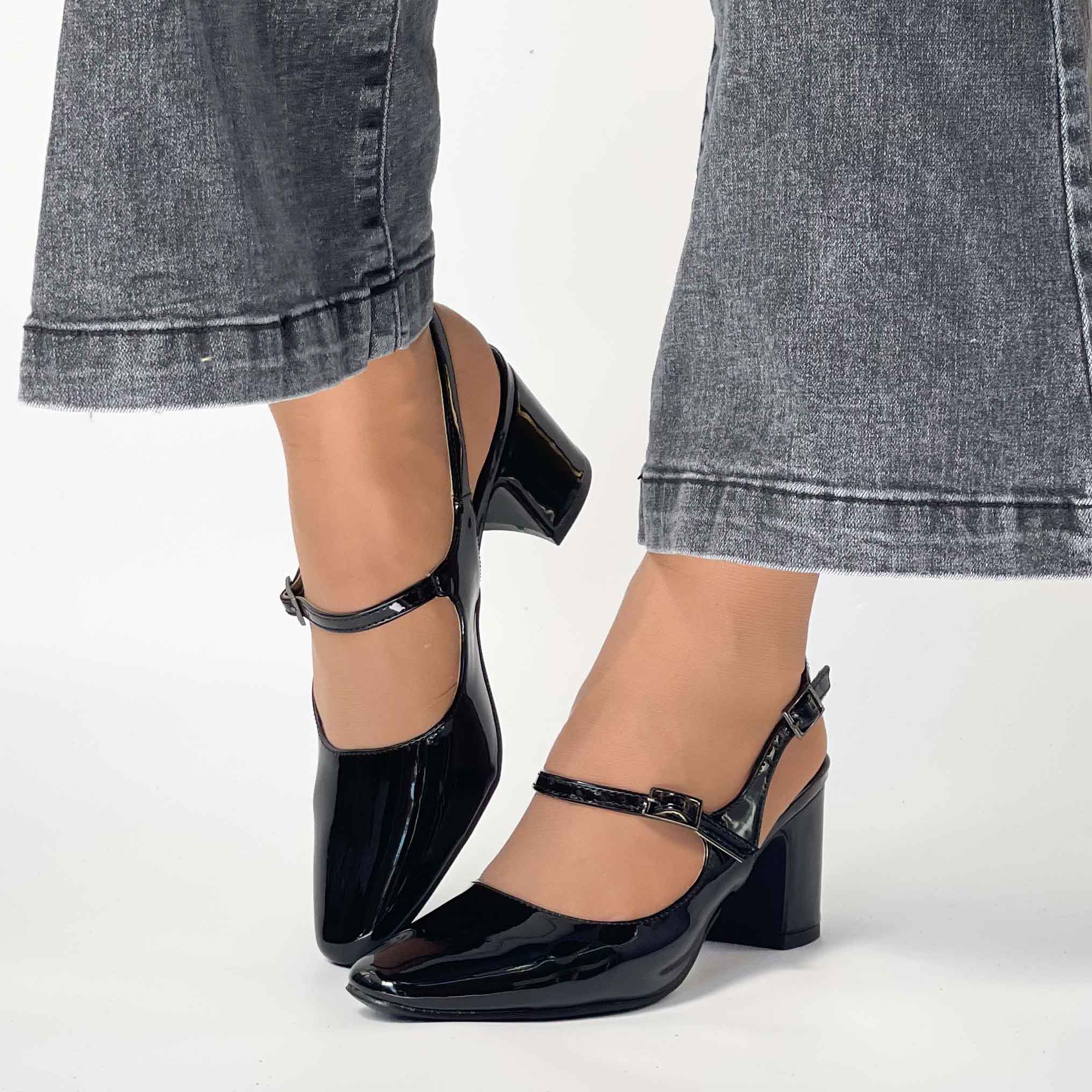 Zapatos con taco medio mary jane negros 059