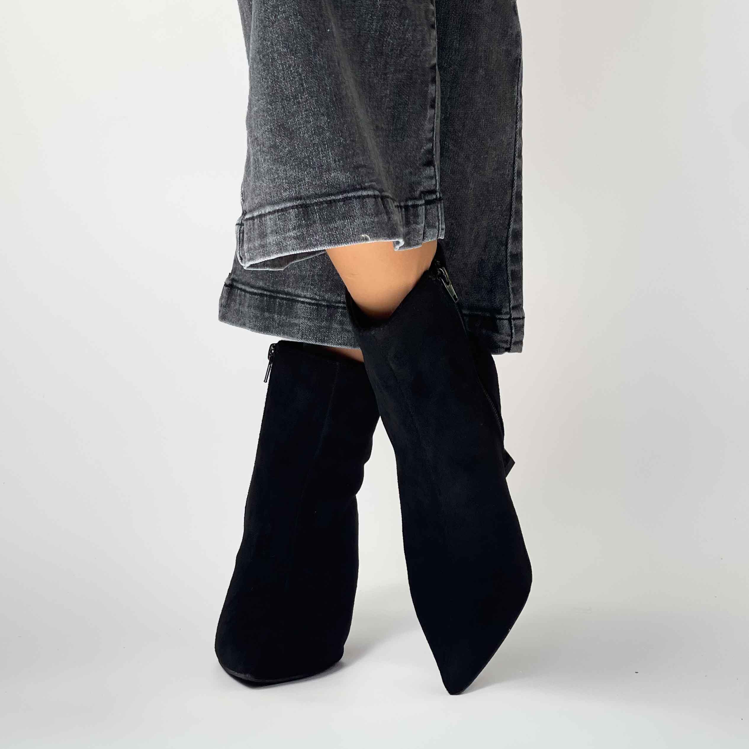 Botines negros de mujer con taco t50