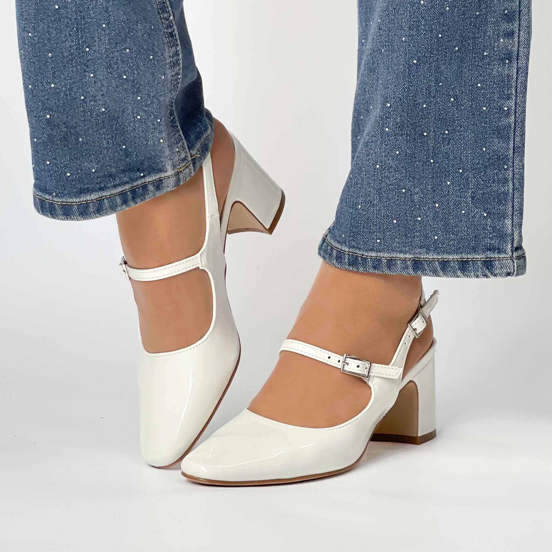 Zapatos con taco medio mary jane blanco 059
